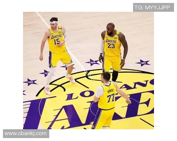 湖人明日背靠背对阵四连胜的马刺，对方全员均可出战